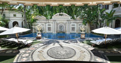 versace house miami restaurant|gianni's at versace mansion.